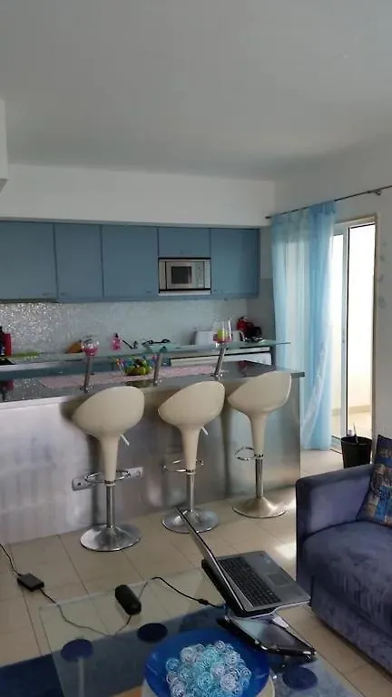 Marina Apartment With Pool Access Lagos