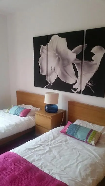 Marina Apartment With Pool Access Lagos
