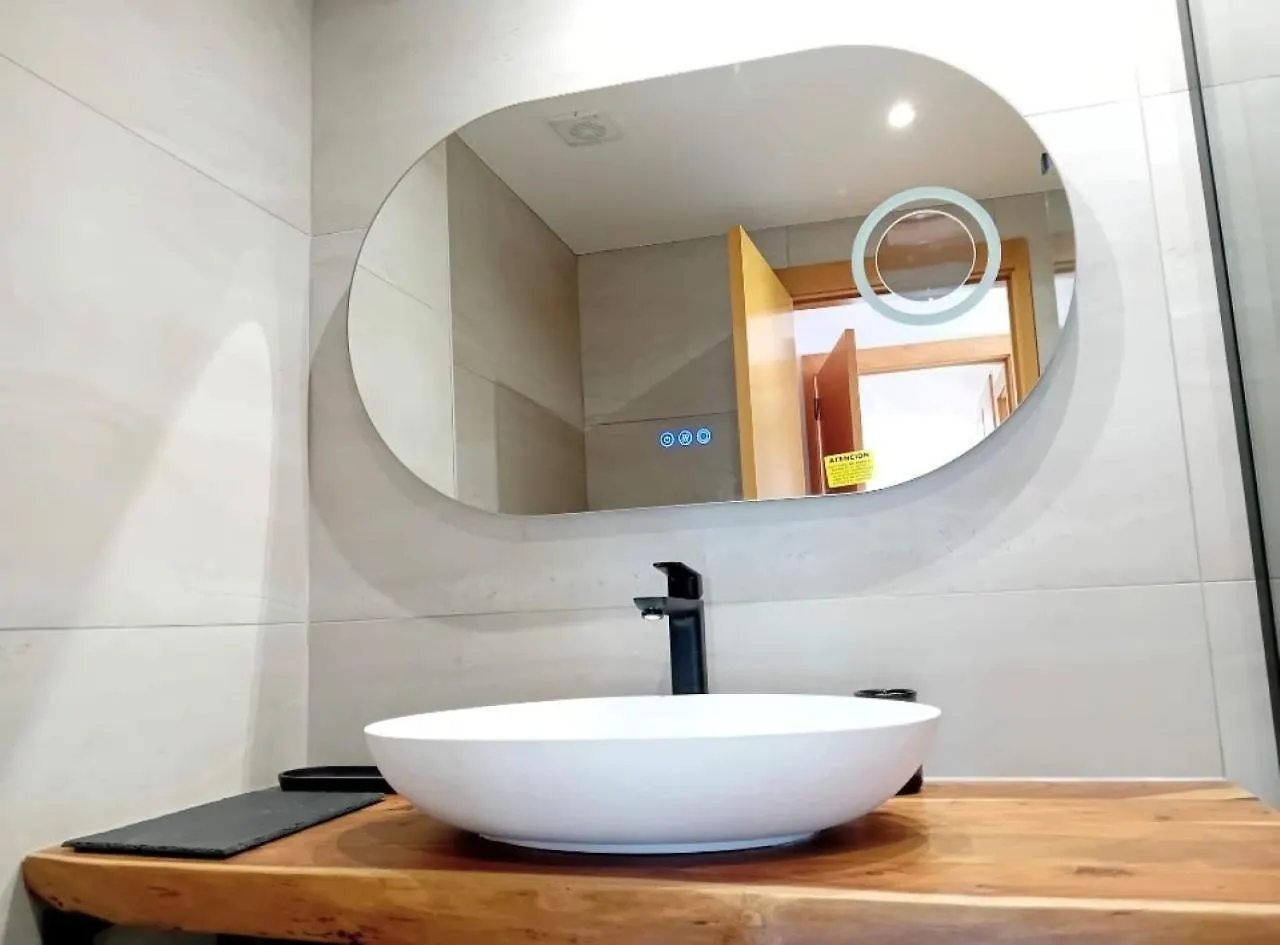Marina Apartment With Pool Access Lagos