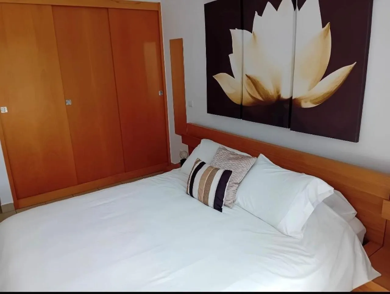 Marina Apartment With Pool Access Lagos