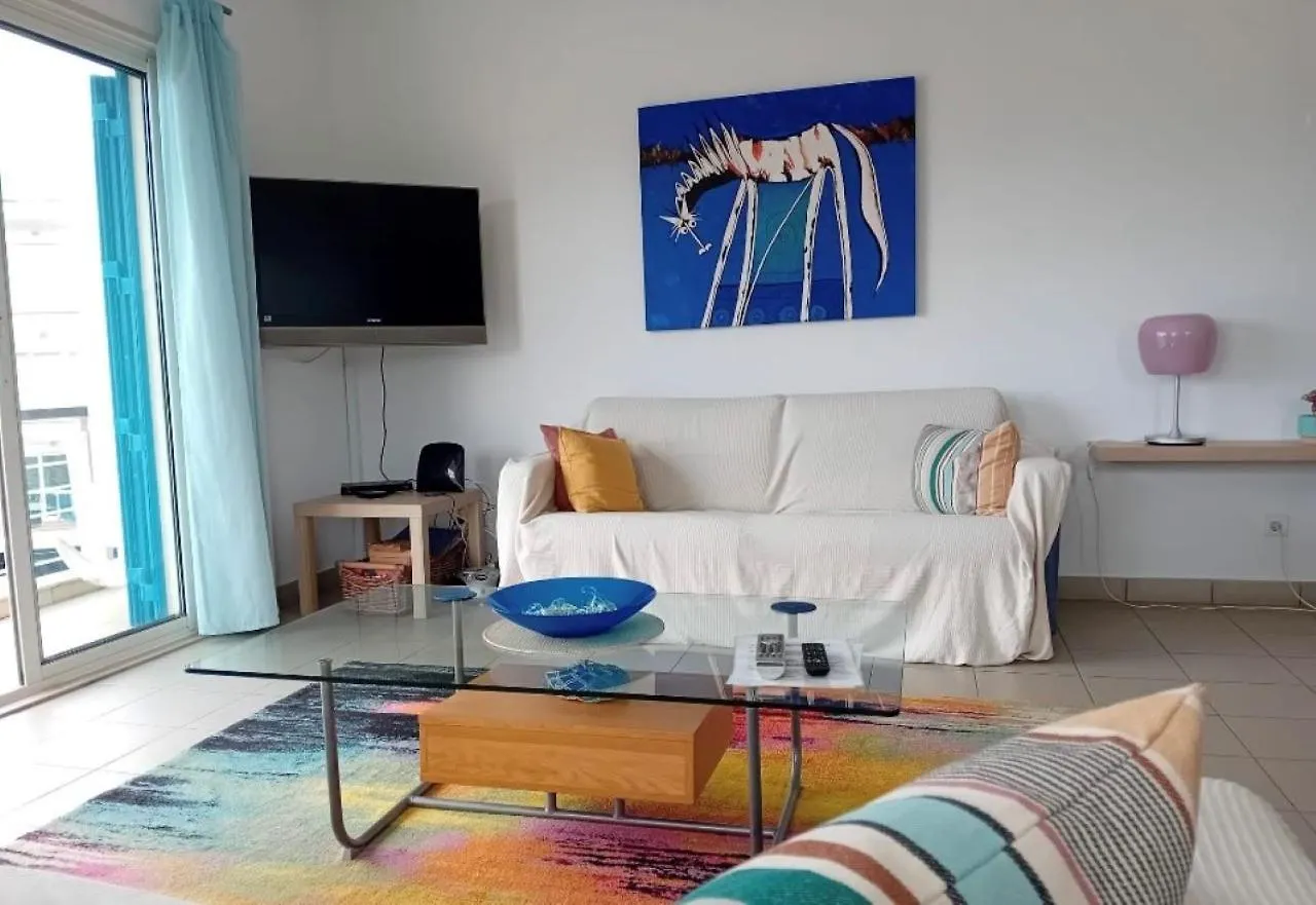 Marina Apartment With Pool Access Lagos